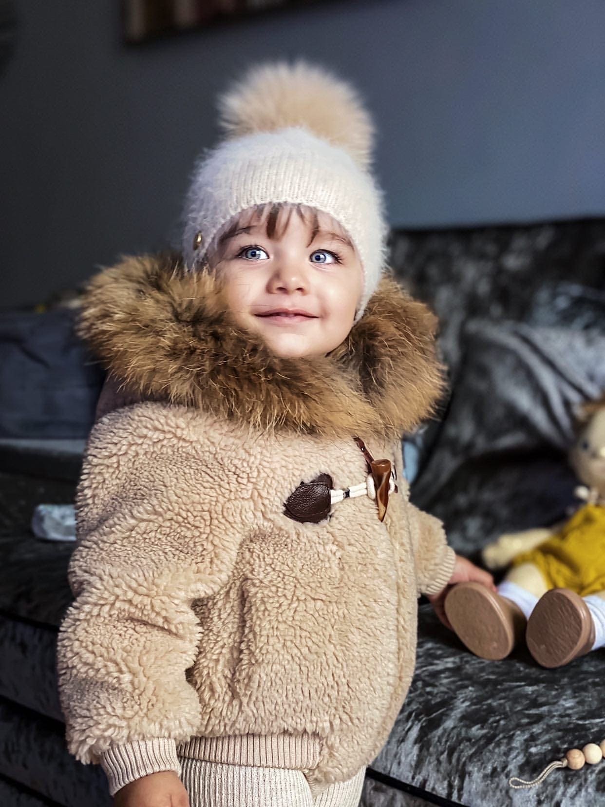 Vanya Beige Cashmere Kids' Fox Fur Beanie Hat - Image 18